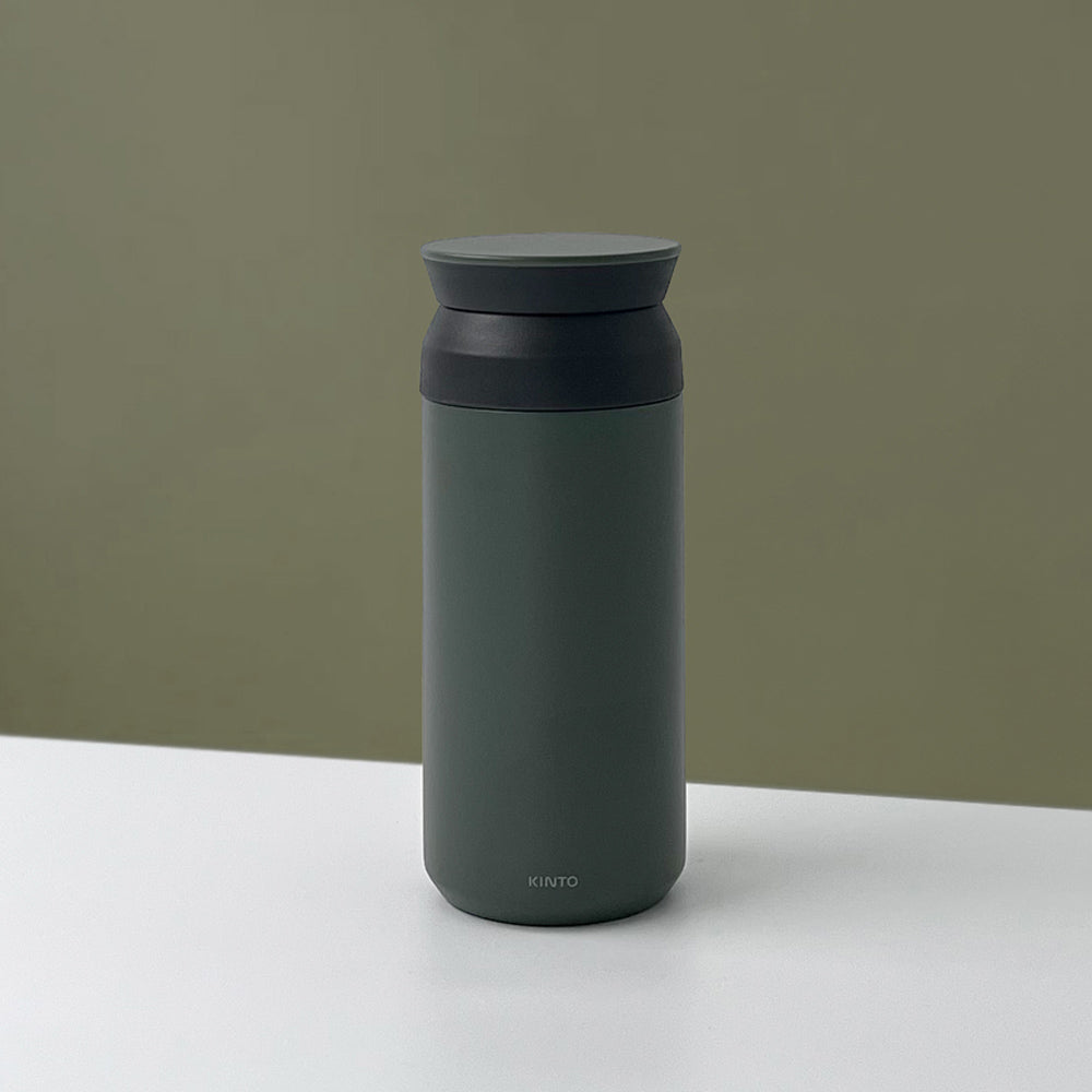 thermos kinto vert sapin 5OOml pour conserver votre café de spécialité au chaud