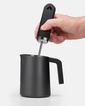 Une mousse de lait digne des meilleurs baristas en 20 secondes